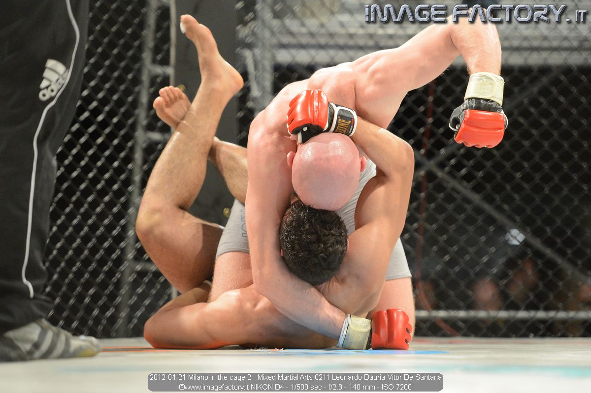 2012-04-21 Milano in the cage 2 - Mixed Martial Arts 0211 Leonardo Dauria-Vitor De Santana